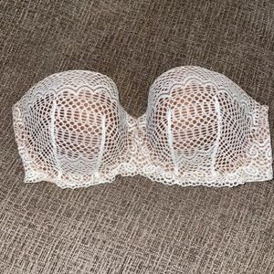 Cacique strapless bra size 40D